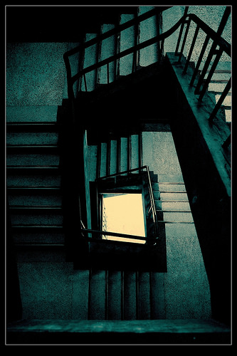 Assassin.Chen 拍攝的 人生就像爬樓梯。