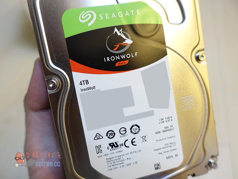 [開箱]NAS專用硬碟選哪顆？IronWof 那嘶狼 4TB 高效能、有效守護您的寶貴資料